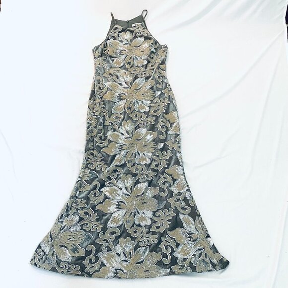 Badgley Mischka Dresses & Skirts - Badgley Mischka grey silver taupe sequined velvet mermaid gown Women Size 8